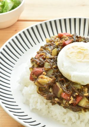 夏野菜でもずくのキーマカレー-レシピのメイン写真