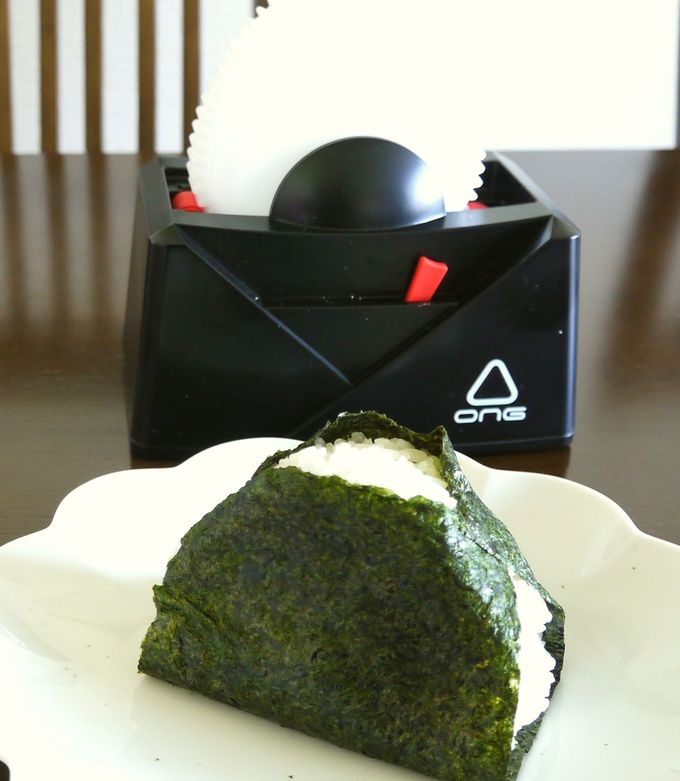 在庫限り 残り僅か タカラトミーアーツ 究極のおにぎり ふんわり 自動 おむすび 電池 卵黄醤油漬け アレンジ おいしい 電動 究極シリーズ アウトレット 送料無料 スマートキッチン