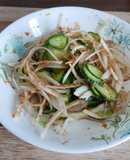 不器用玉ねぎときゅうりの和え物