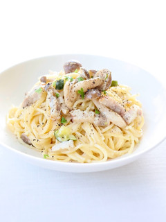 ビストロでベーコンしめじのクリームパスタ-レシピのメイン写真