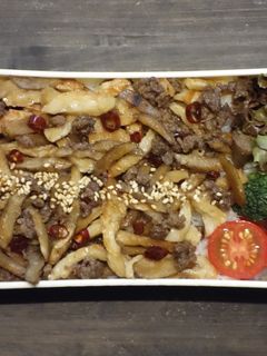 ごぼうとちくわとひき肉の甘辛和え丼弁当-レシピのメイン写真