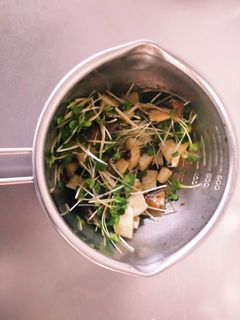 貝われ大根と山芋の海苔梅干し鰹節醤油和え-レシピのメイン写真
