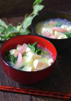 モロヘイヤと魚肉ソーセージで春雨スープ-レシピのメイン写真