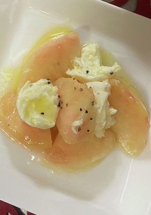 蜂蜜入り！桃モッツァレラ-レシピのメイン写真