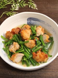 簡単!唐揚げリメイク☆ニラ白だし煮-レシピのメイン写真