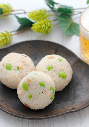 簡単！ 枝豆とナッツのビール炊き込みご飯-レシピのメイン写真