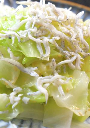 【糖質オフ】塩茹でキャベツのしらすまみれ-レシピのメイン写真
