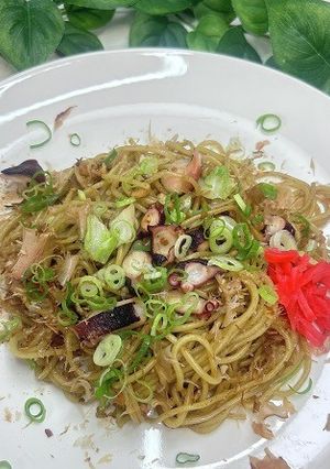 昆布茶で旨味アップ☆たこ焼きそば-レシピのメイン写真