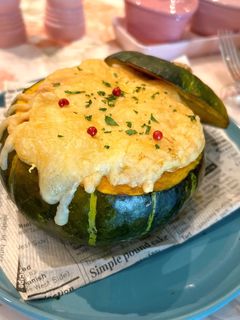 挽肉と坊ちゃんかぼちゃの丸ごとグラタン-レシピのメイン写真