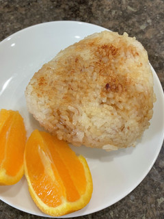 朝ご飯にバター醤油焼きおにぎり-レシピのメイン写真
