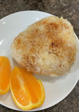 朝ご飯にバター醤油焼きおにぎり-レシピのメイン写真
