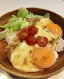 【簡単】悪魔のハムエッグ丼　ニンニク風味