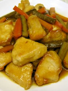 鶏むね肉と人参・ごぼうの炒め煮-レシピのメイン写真