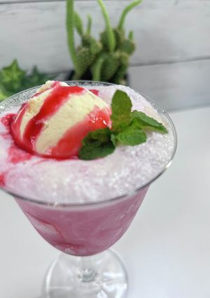 甘酸っぱい魅力ピーチメルバ仕立てドリンク-レシピのメイン写真