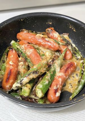ウインナーとオクラのチーズ焼き-レシピのメイン写真