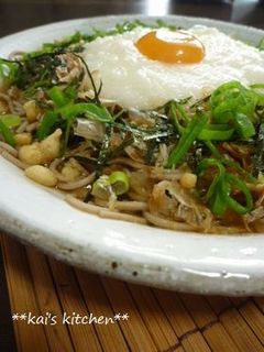暑い日は**冷やし山かけ月見そば**-レシピのメイン写真