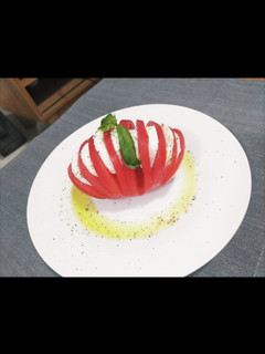 トマトとモッツァレラのカプレーゼ-レシピのメイン写真