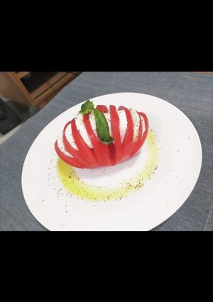 トマトとモッツァレラのカプレーゼ-レシピのメイン写真