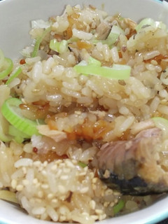 サバ缶で簡単炊き込みご飯-レシピのメイン写真