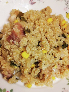 キヌア大量消費!美味しいチャーハンに変身-レシピのメイン写真