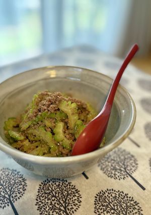 ご飯が進む☆簡単ゴーヤそぼろ-レシピのメイン写真