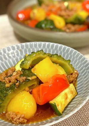 肉感たっぷり　ゴーヤとパプリカの麻婆野菜-レシピのメイン写真