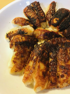 レトルト●ガーリックオイルで焼く餃子-レシピのメイン写真