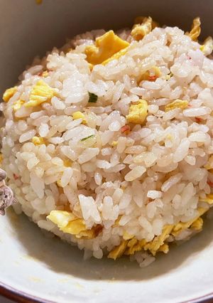 パラパラ炒飯は諦めた!!電子レンジ炒飯-レシピのメイン写真