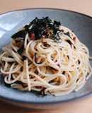 超簡単！梅と塩昆布のオリーブオイルパスタ