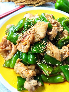 塩麹豚バラとピーマンの甘辛炒め-レシピのメイン写真