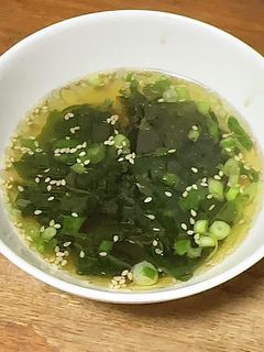 即席わかめスープ-レシピのメイン写真
