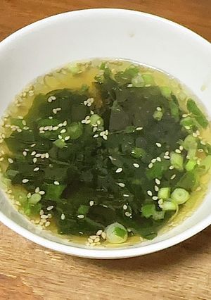 即席わかめスープ-レシピのメイン写真