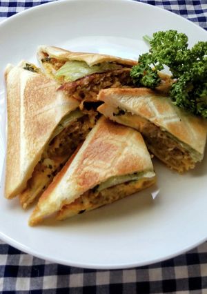 ハンバーグホットサンド♪-レシピのメイン写真