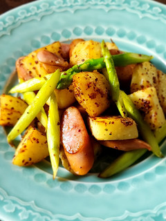 ひとり飯☆ポテトと野菜の粒マスタード炒め-レシピのメイン写真