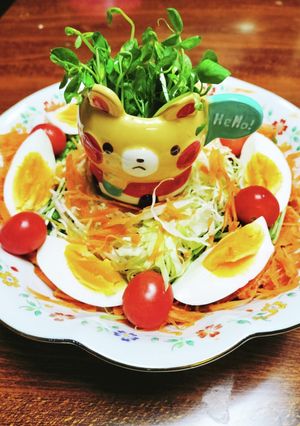 【半熟ゆで卵豆苗くまちゃんサラダ】-レシピのメイン写真
