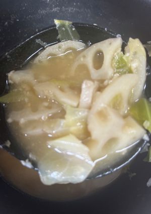 蓮根と肉団子の味噌汁-レシピのメイン写真