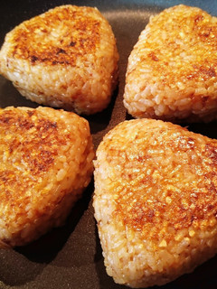 ジュワッとおいしい焼きおにぎり-レシピのメイン写真