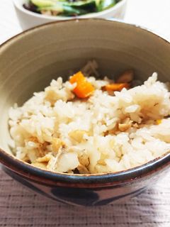 ゴボウたっぷりの炊き込みご飯-レシピのメイン写真