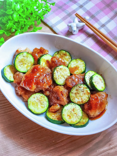 ☆鶏もも肉とズッキーニの甘辛炒め☆-レシピのメイン写真