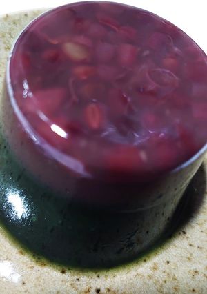寒天で作る♫ほろ苦よもぎ＆あずきかん♫-レシピのメイン写真