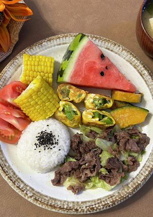 牛肉とレタスのガーリック炒め-レシピのメイン写真