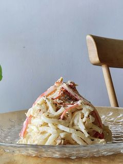 白だしでカニかま&大根☆やみつきサラダ-レシピのメイン写真