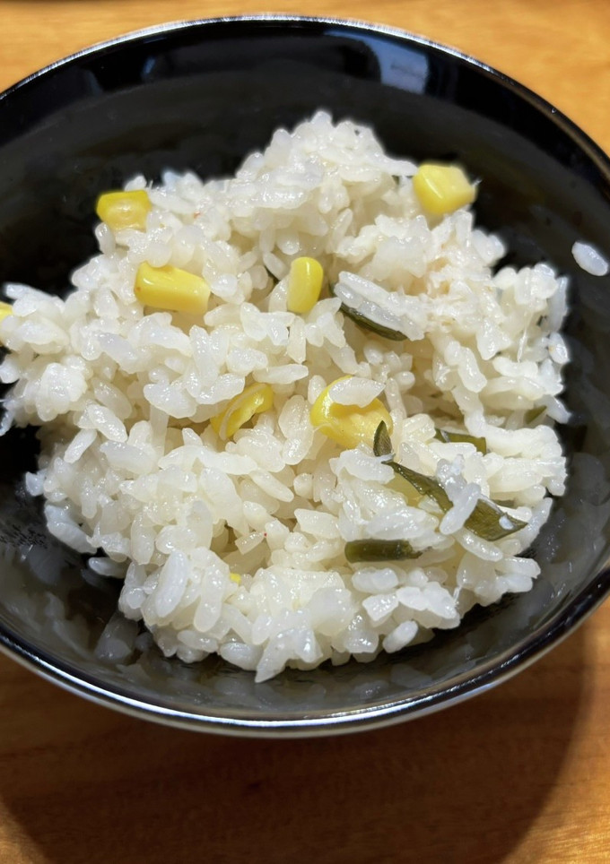 炊飯器で簡単　蟹ほぐし炊き込みご飯-レシピのメイン写真