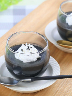 カロリーダウン!黒ごま豆乳プリン-レシピのメイン写真