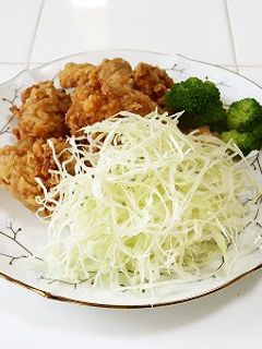 キャベツピーラーで千切り-レシピのメイン写真