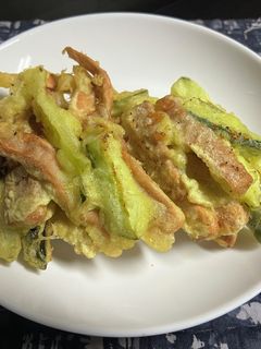 キュウリと魚肉ソーセージのかき揚げ-レシピのメイン写真