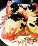とびっことクリームチーズのトマト詰め