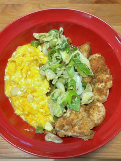 ネギ味噌マヨソース唐揚げ+炒り卵-レシピのメイン写真