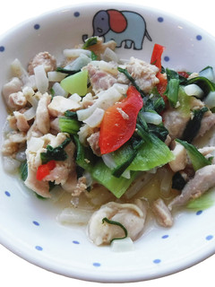 【保育園給食】鶏肉とこんにゃくの塩麴炒め-レシピのメイン写真