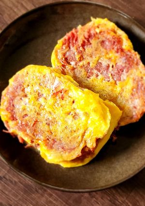 ひとり飯☆コンビーフピカタ-レシピのメイン写真